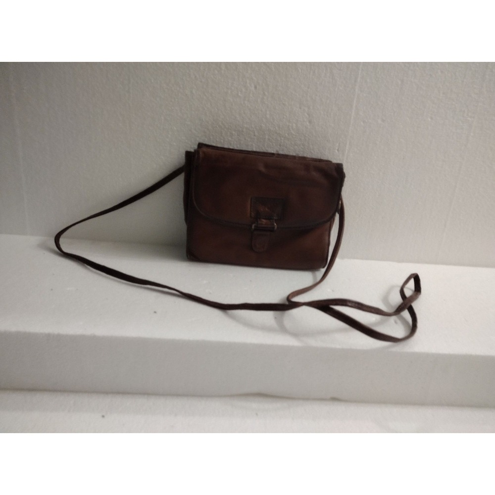 Leather Crossbody Wallet Bag Compact Card Slots ID Windows Mirror Zip Pocket